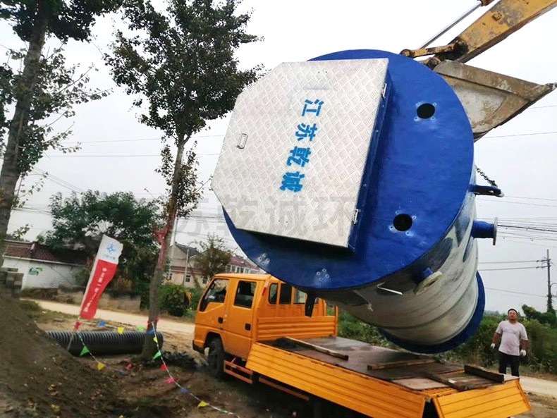 江蘇乾誠黃山一體化預(yù)制污水泵站項(xiàng)目安裝現(xiàn)場(chǎng)